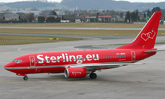 Boeing 737-700 Sterling Airlines
