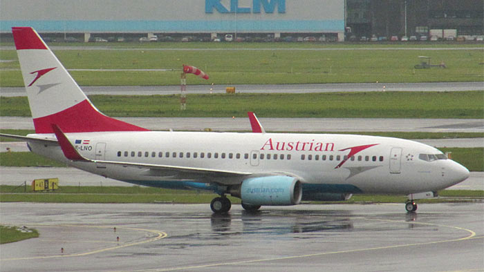 Boeing 737-700 Austrian Airlines.