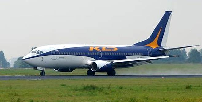 Boeing 737-300 KD Avia